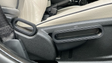 MINI Hatchback 2.0 Cooper S Exclusive II 5dr Auto [Comfort/Nav] Petrol Hatchback